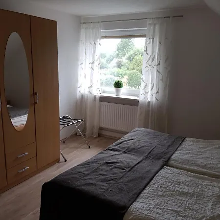 Am Lindenkrog Apartment *